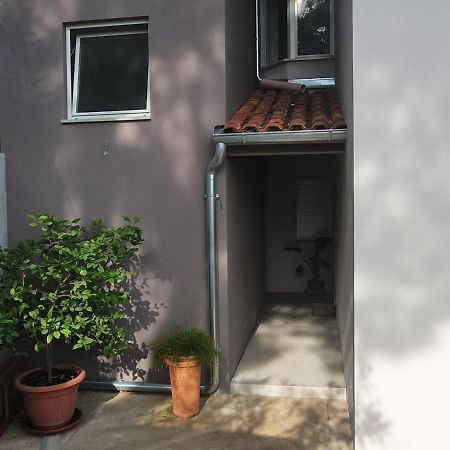 Apartman Tika Pula Buitenkant foto