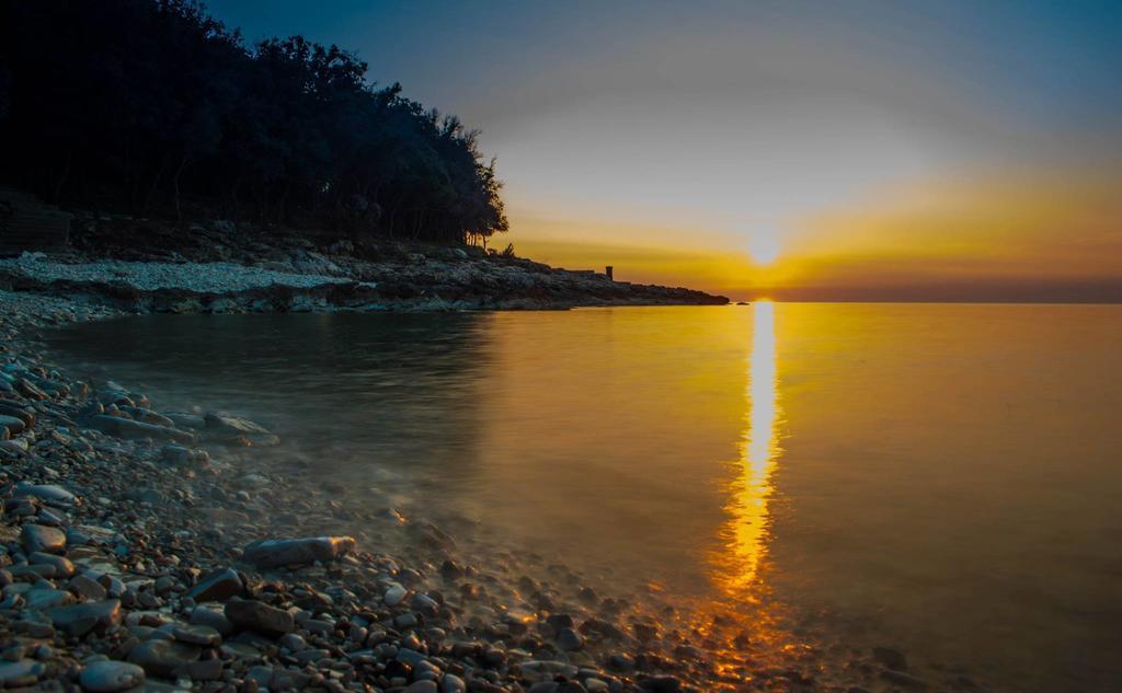 Apartman Tika Pula Buitenkant foto